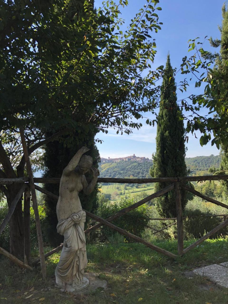 Agriturismo Beata Vanna Fabro Bagian luar foto
