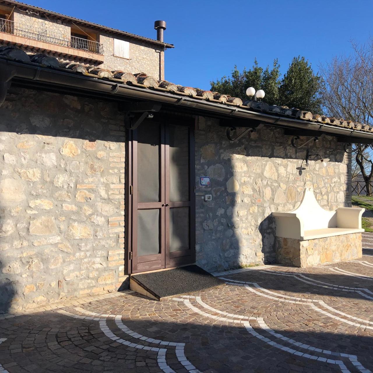 Agriturismo Beata Vanna Fabro Bagian luar foto