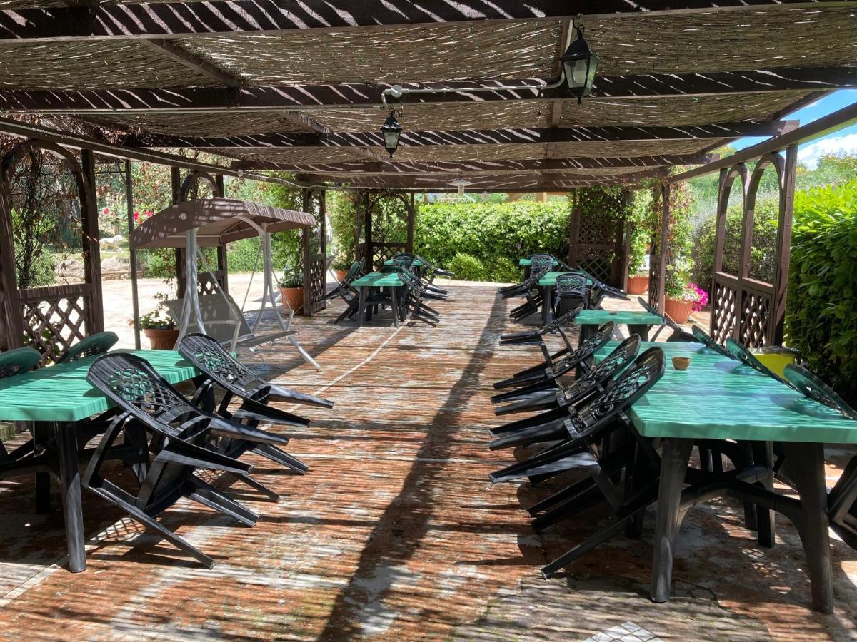 Agriturismo Beata Vanna Fabro Bagian luar foto